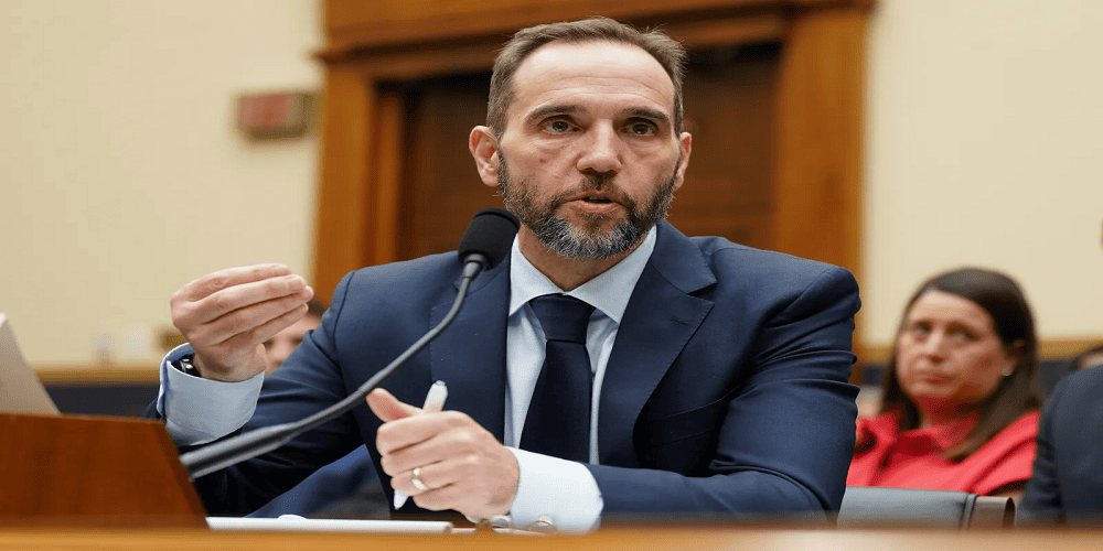 Special Counsel Reviewed Messages From 44 US Lawmakers, GOP Senators Claim